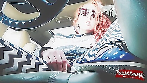 Trixïe Rainn - Wearing Vibrator In Gas Station & Squirting In Car