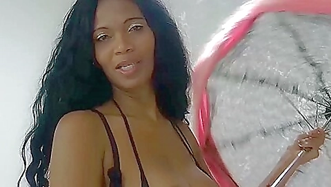 Blonde and ebony get creampie of one another after a cumshot