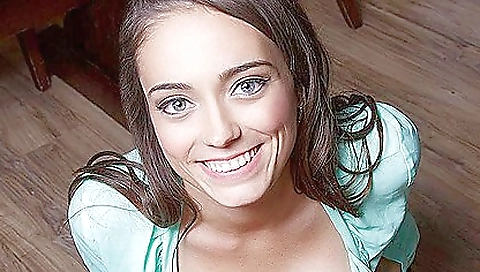 Big tits brunette in vr porn shows her natural curves