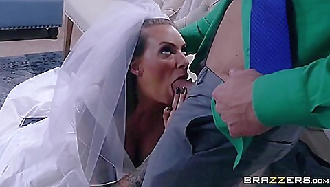 Big ass brunette gets a creampie after getting fucked